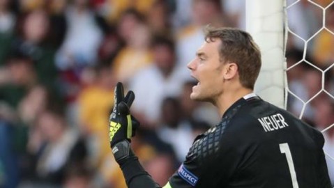 别再整那没用的万金油了！德国足球，咱得盼着下一个克洛泽式的大神出现