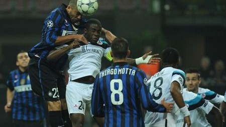 德甲，残阵客场虫，要啃主场龙？伤兵满营的斯图加特客场有戏吗？