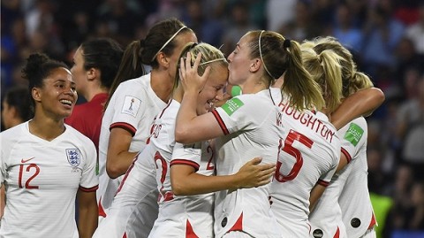 穆勒：带伦纳特-卡尔去世界杯？纳帅应谨慎些，夏天再做决定