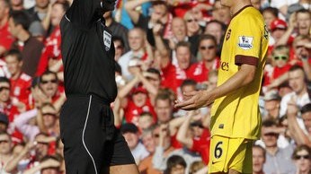 英超第21轮复盘：六分领跑难掩终结之忧，零射正纪录见证利物浦的“胜利之平”