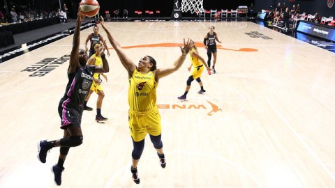 08月20日WNBA常规赛巅峰对决！梦想VS王牌，这场比赛藏着多少门道？