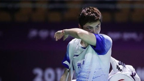 石宇奇2-0横扫印尼老将苏吉亚托，中羽赛强势开门红