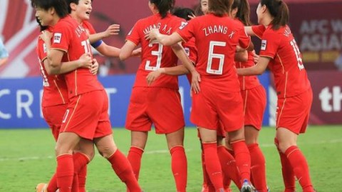 十二月冬日暖阳下的绿茵较量：12月19日四川三大球女足第3轮南充市女子代表队VS凉山州女子代表队激情碰撞