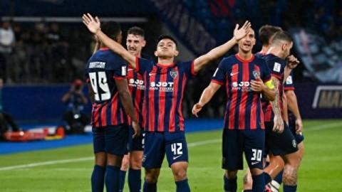 破咒之夜难求一胜——申花1-1蔚山HD，阿苏埃进球+两失单刀，平局背后藏隐忧