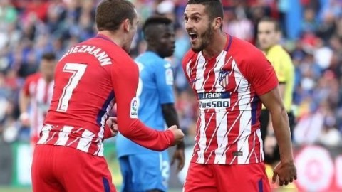 欧联杯联赛阶段收官战：安东尼半场传射助贝蒂斯2-1力克费耶诺德，西甲劲旅直通16强