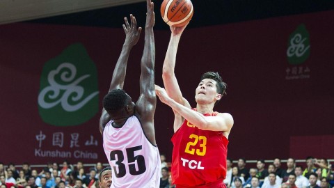85-79逆战！中国男篮vs安哥拉夺新帅首胜