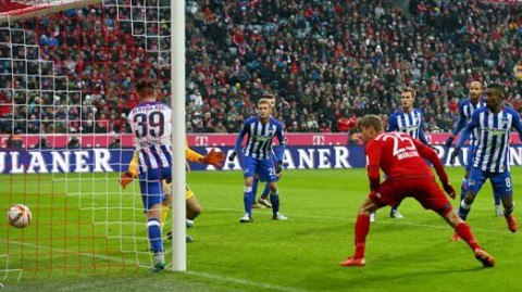 1-1，仅27%的控球率仍不输，德甲第9逼平法兰克福，终结2连败