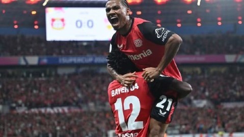 德甲第19轮：普鲁士公园上演客场碾压局，门兴0-3斯图加特输得心服口服