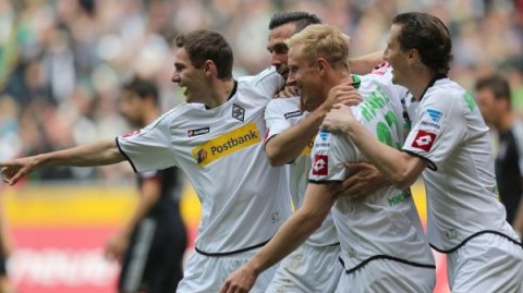 安联屠魔记：没有凯恩的拜仁，靠这群“小孩哥”把门兴打成了筛子