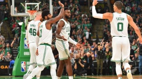 弗利克在赌一个不确定的未来，而维尔茨还没搞懂英超的规矩